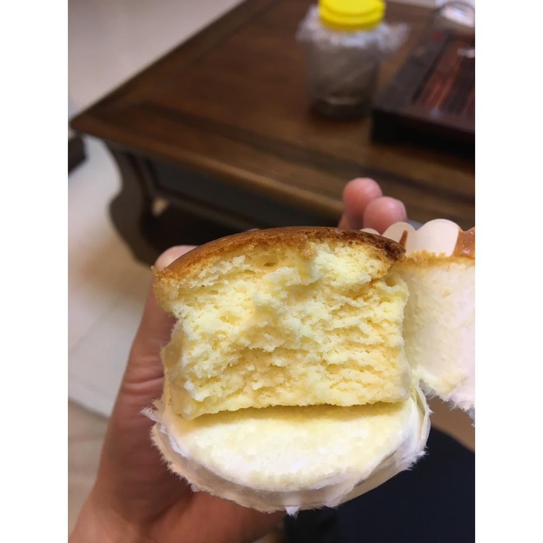 轻乳酪纸杯蛋糕