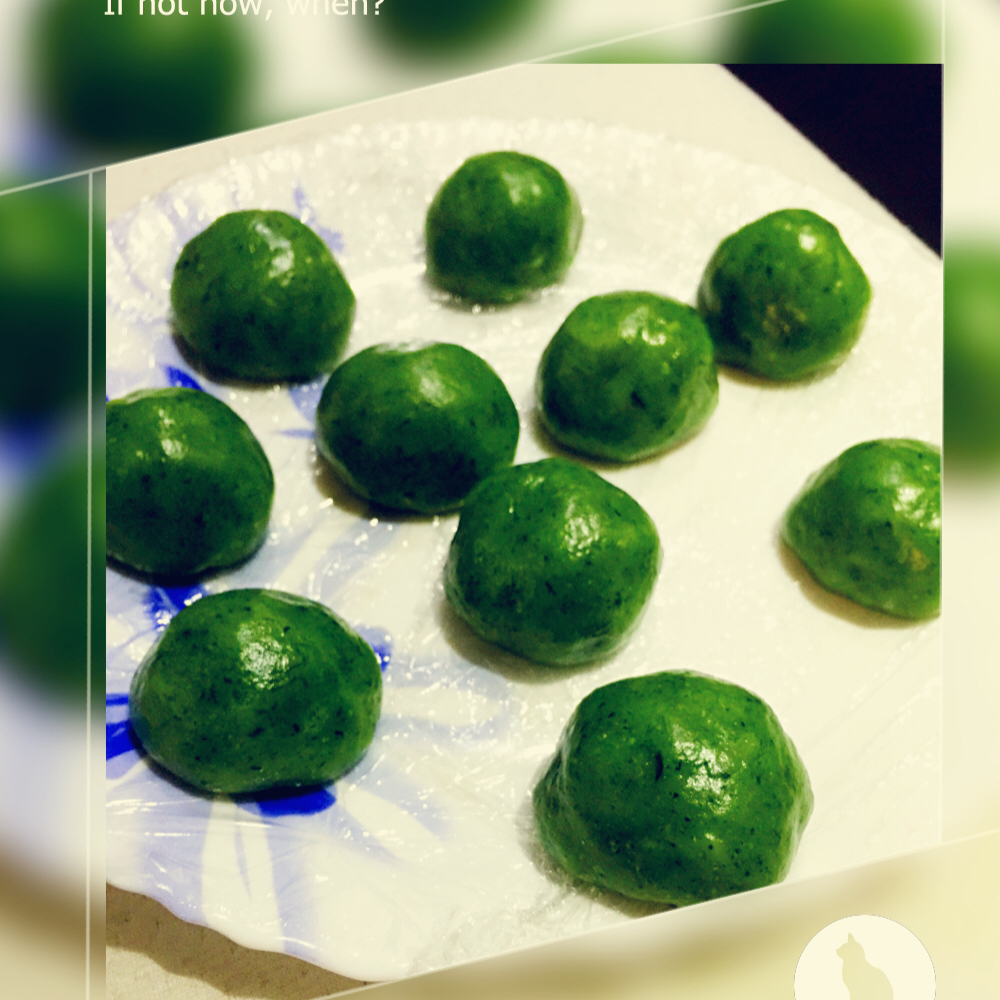 新晋网红【杏花楼 咸蛋黄肉松青团】