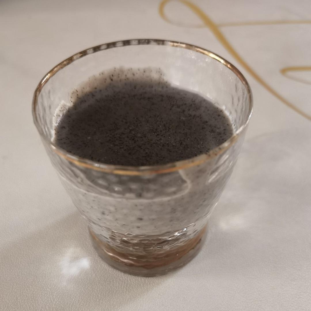 黑芝麻香蕉牛奶