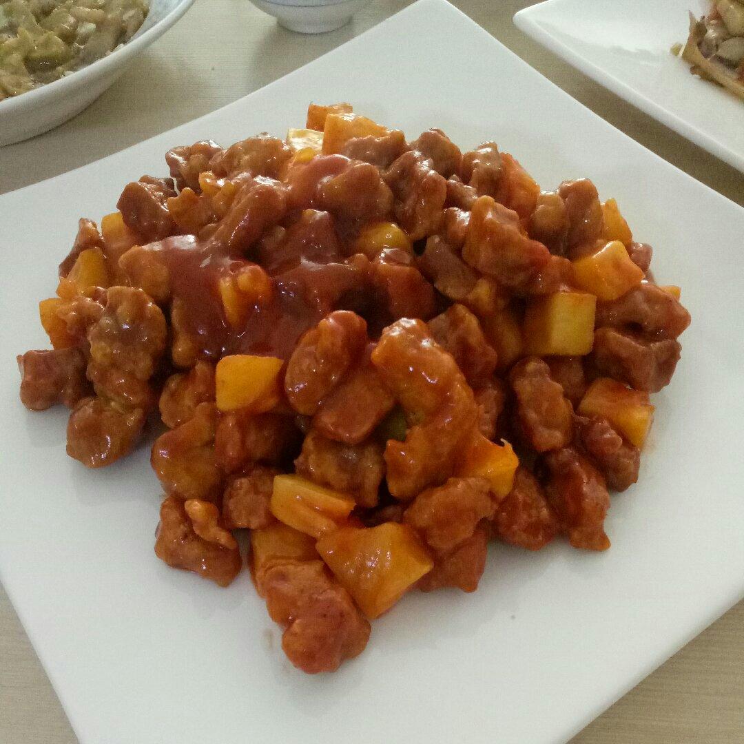 菠萝咕噜肉