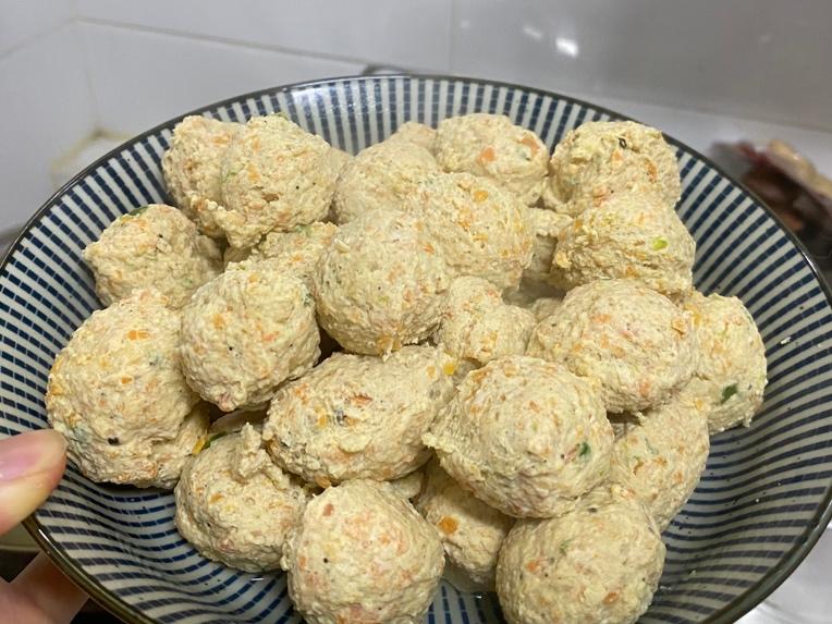 告别无聊的减脂餐-鸡肉丸子