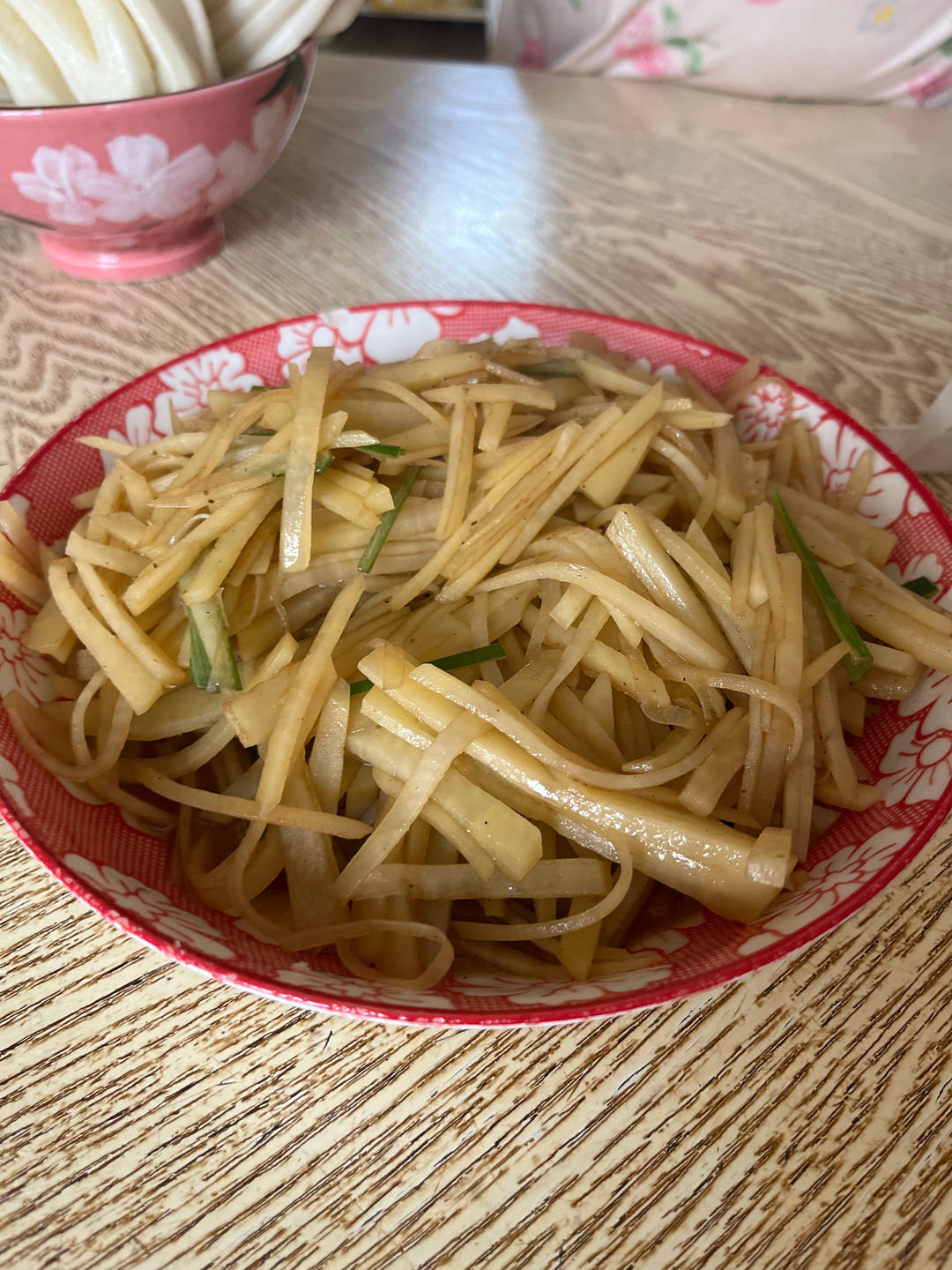 在家也能做出馆子味儿的醋溜/炝炒/酸辣土豆丝（就是那道看似简单，实则步步玄机的土豆丝）