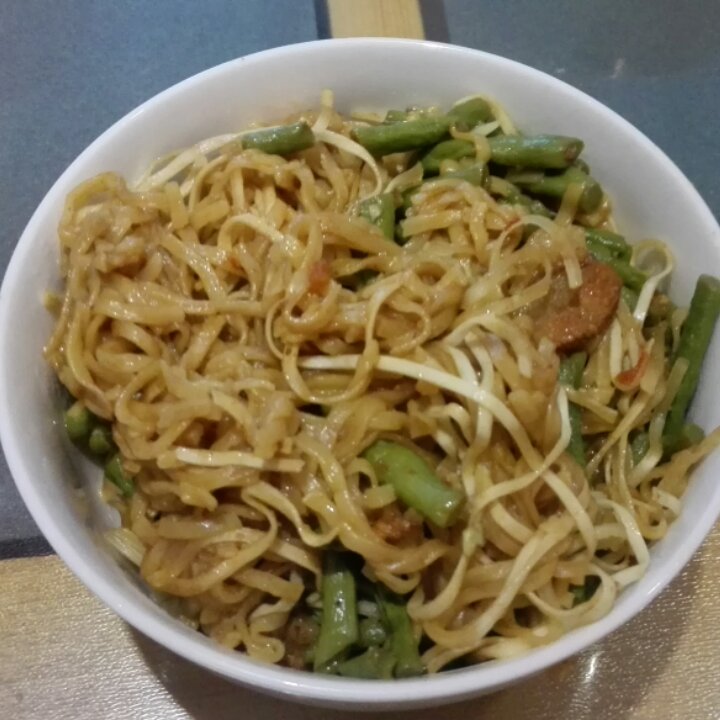 最适合夏天的一锅出--酱香豆角焖面