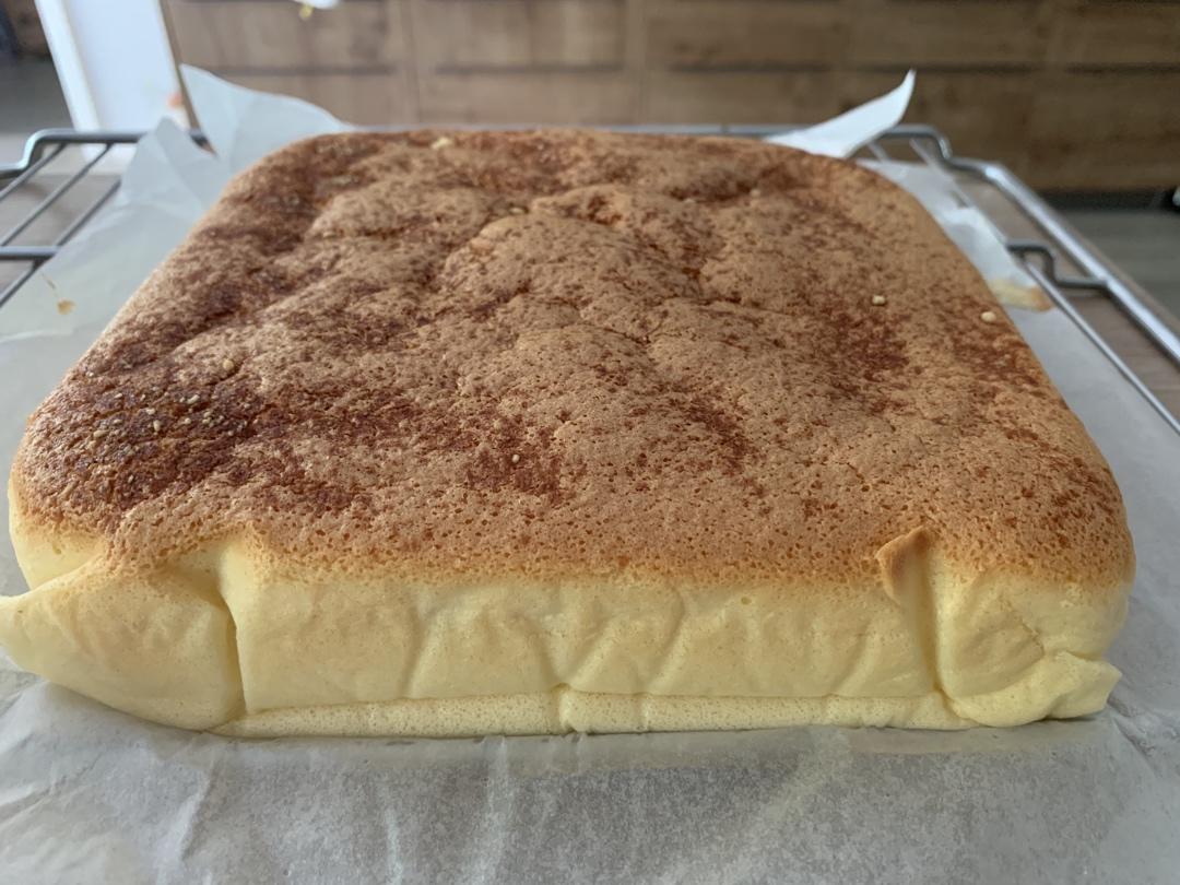 网红爆款芝士古早味蛋糕