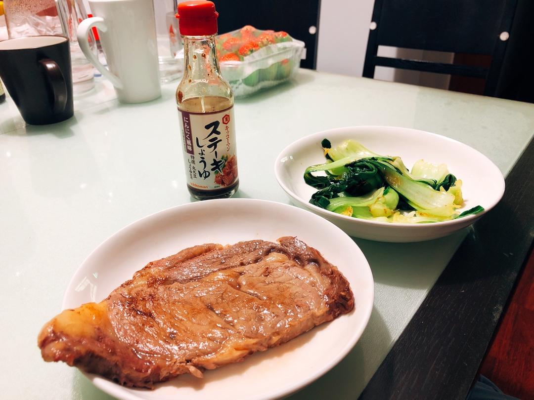 好吃到哭的煎牛排