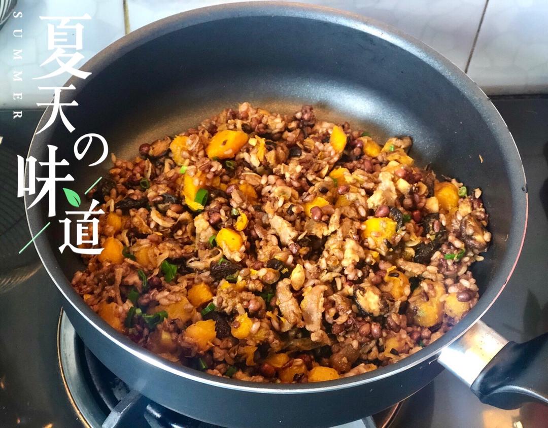 美味到不行的南瓜饭
