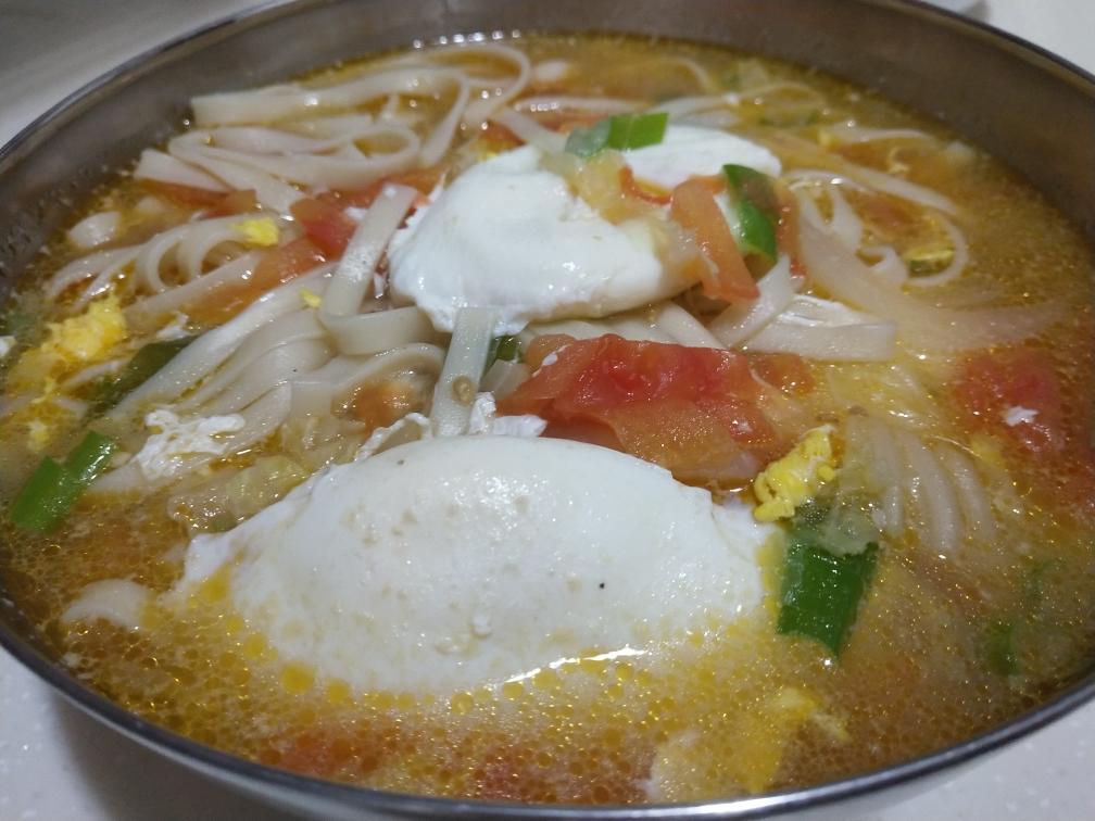西红柿鸡蛋挂面的做法