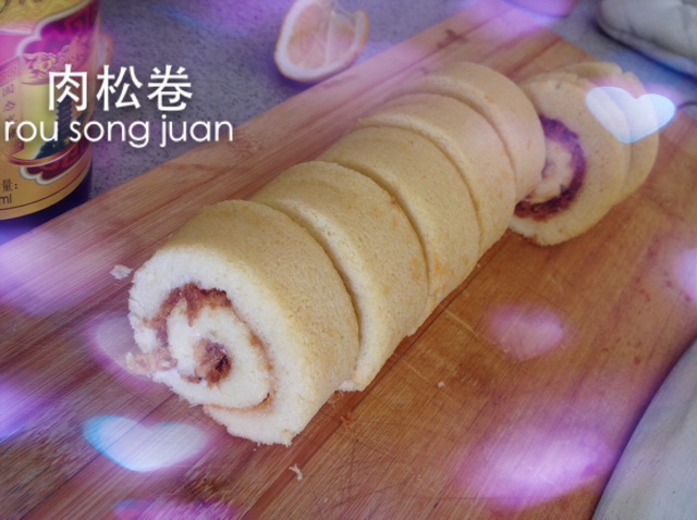 肉松戚风蛋糕卷