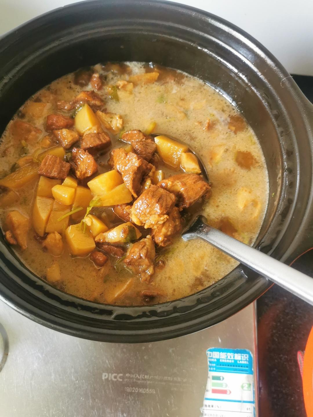 红烧肉炖土豆（丝毫不腻）