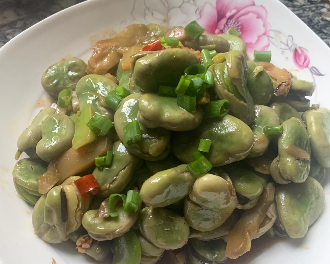 家常炒蚕豆的做法