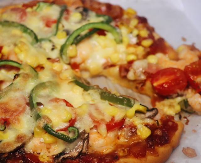 不用披萨烤盘就能做的海陆至尊披萨的做法