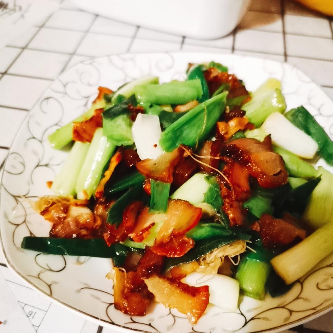 青蒜炒腊肉