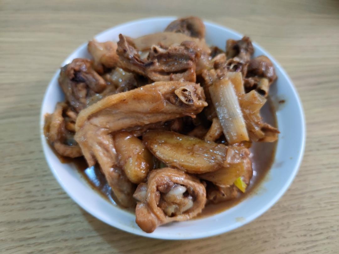 厨师长教你：“姜葱炒鸡”的家常做法，色香味俱全，赶紧收藏吧
