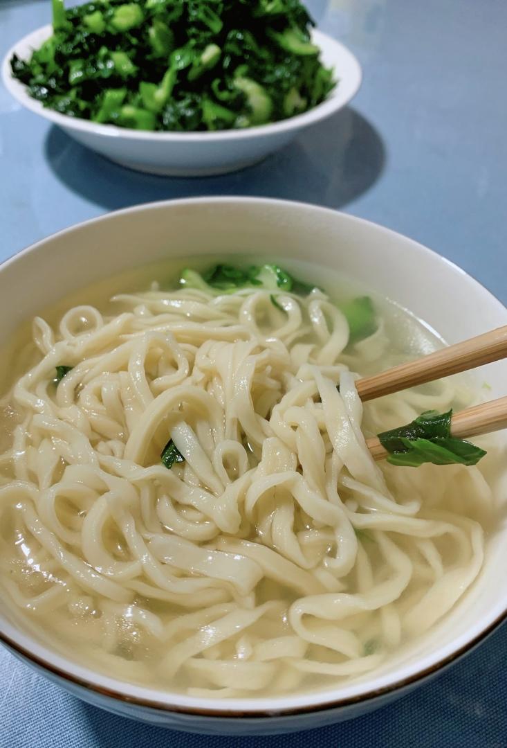 鸡蛋手擀面