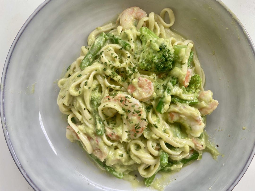 牛油果芦笋意面（Spaghetti with Avocado and Asparagus）