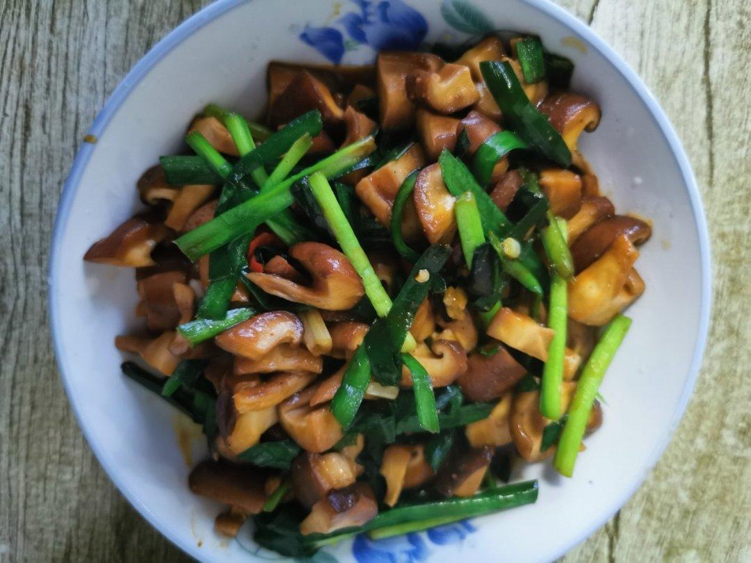 爆炒鲜香菇