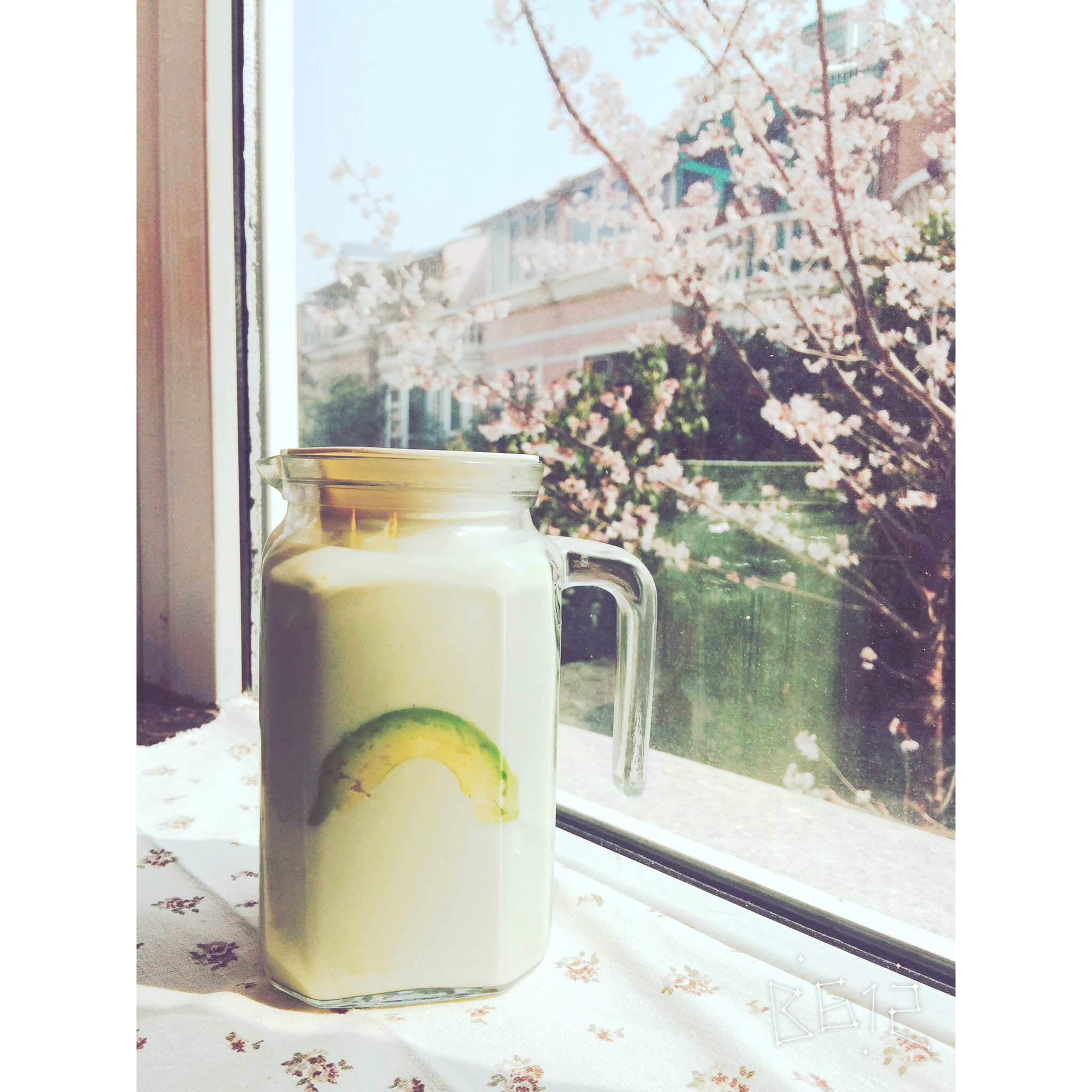 牛油果香蕉奶昔