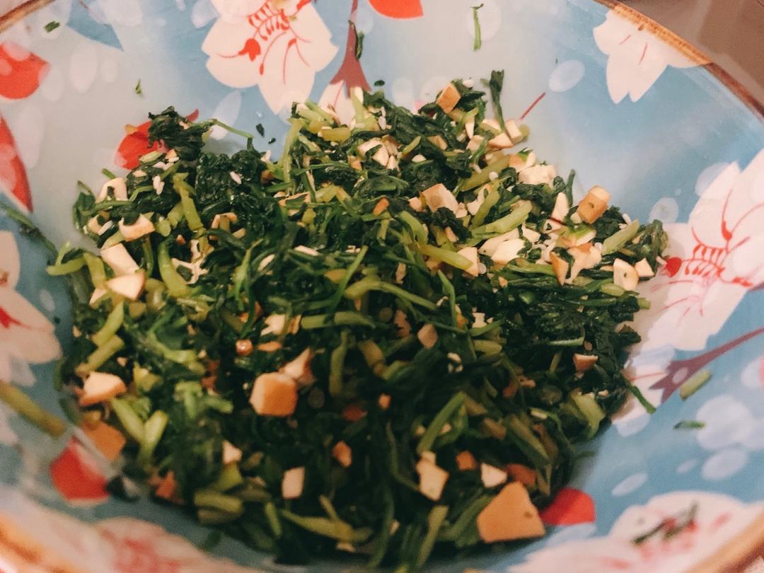 凉拌香干马兰头