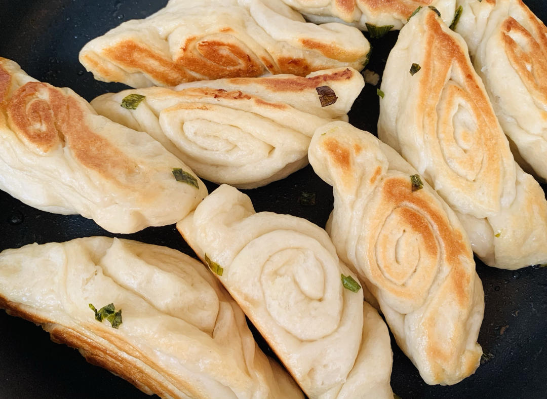 一定要做！—煎卷子【生煎花卷】