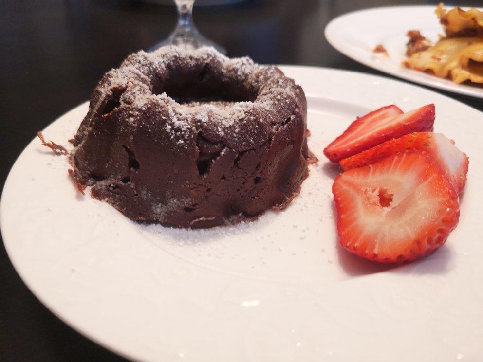 给妹子群的巧克力熔岩蛋糕