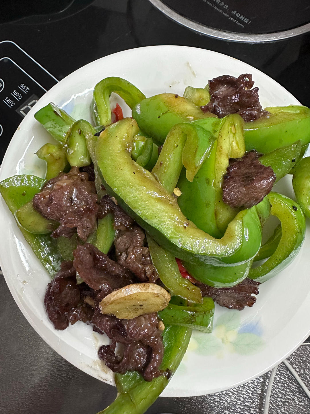 下饭神器👉青椒炒肉