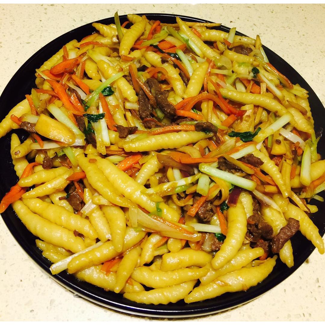 芸瑚做的自制老南宁【特色粉虫】&老友炒粉虫