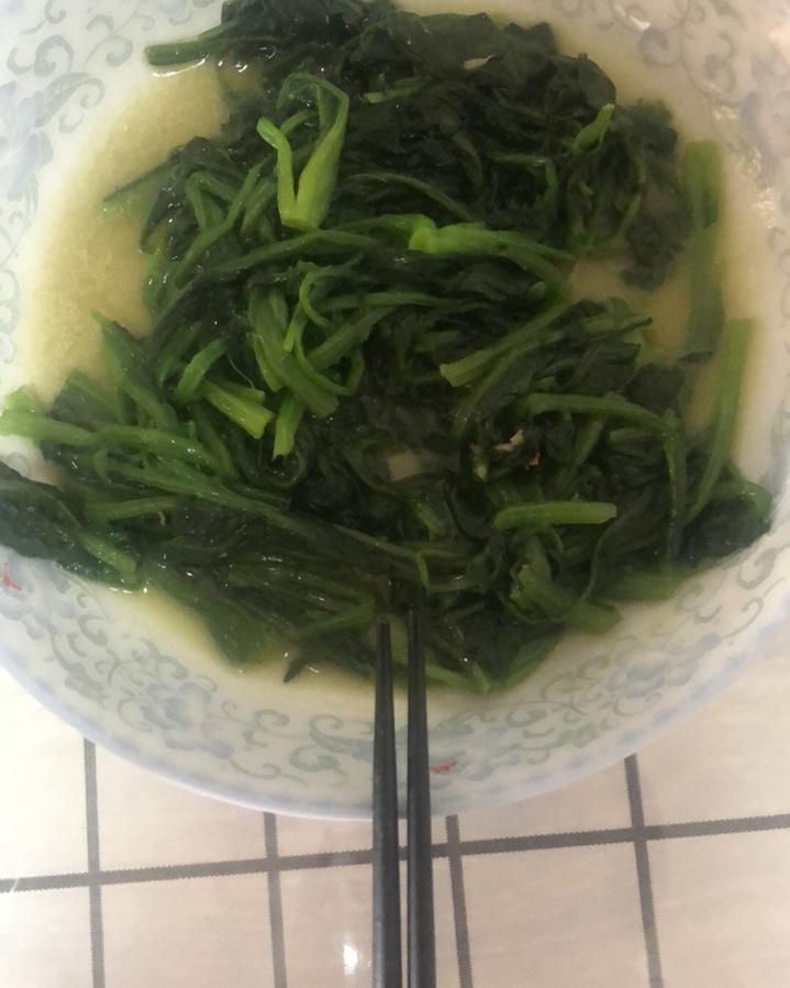 清炒菠菜