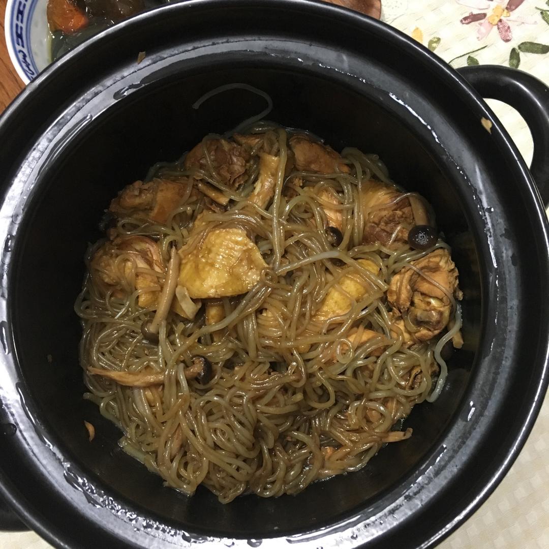 小鸡炖蘑菇