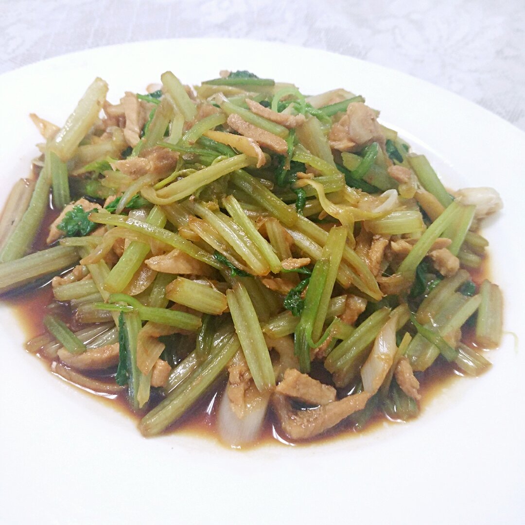 芹菜炒肉