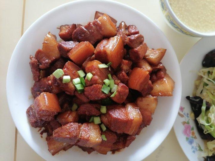 私房红烧肉 垂涎三尺软糯无比