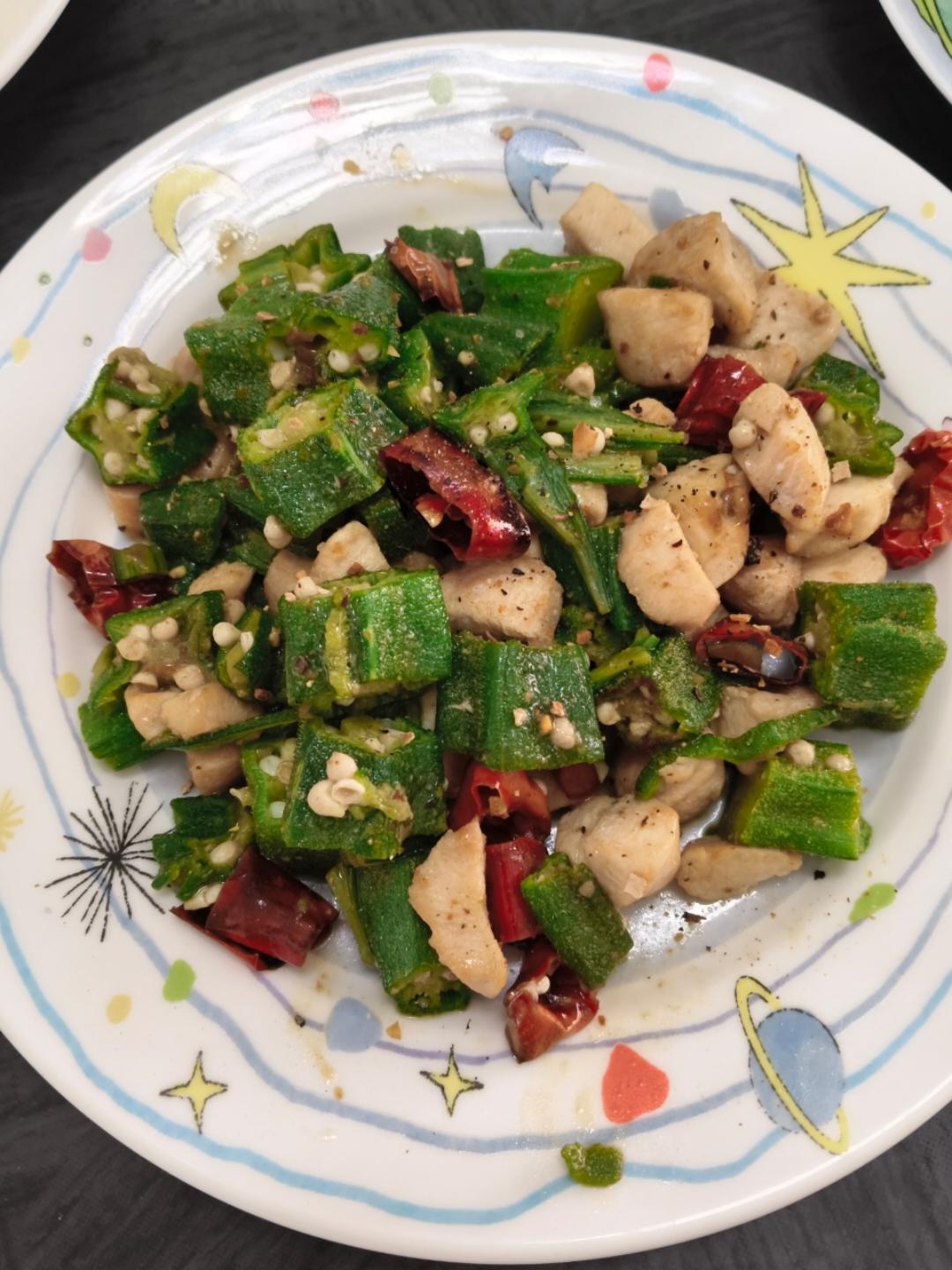 【秋葵鸡丁】这样做，夏天就能愉快地吃肉！