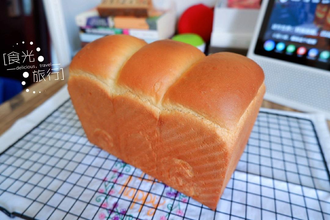 牛奶面包吐司