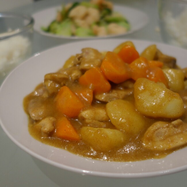 咖喱土豆鸡肉饭