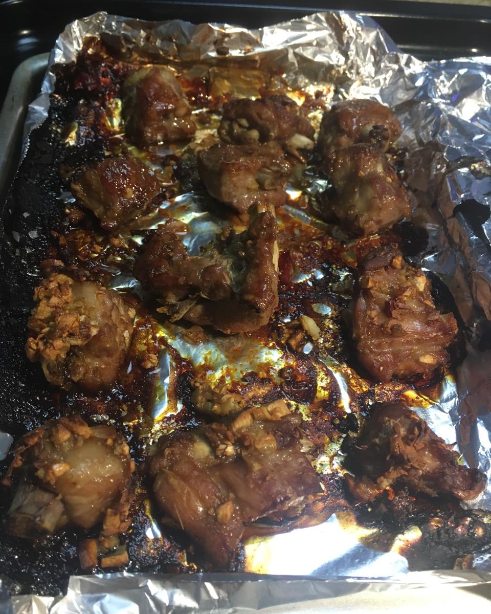 香到骨头里的蒜香排骨（烤箱）