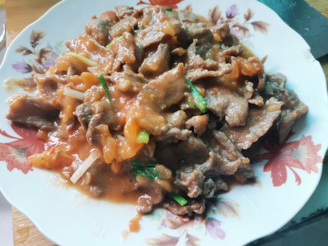再挑食的孩子都喜欢吃的番茄炒牛肉