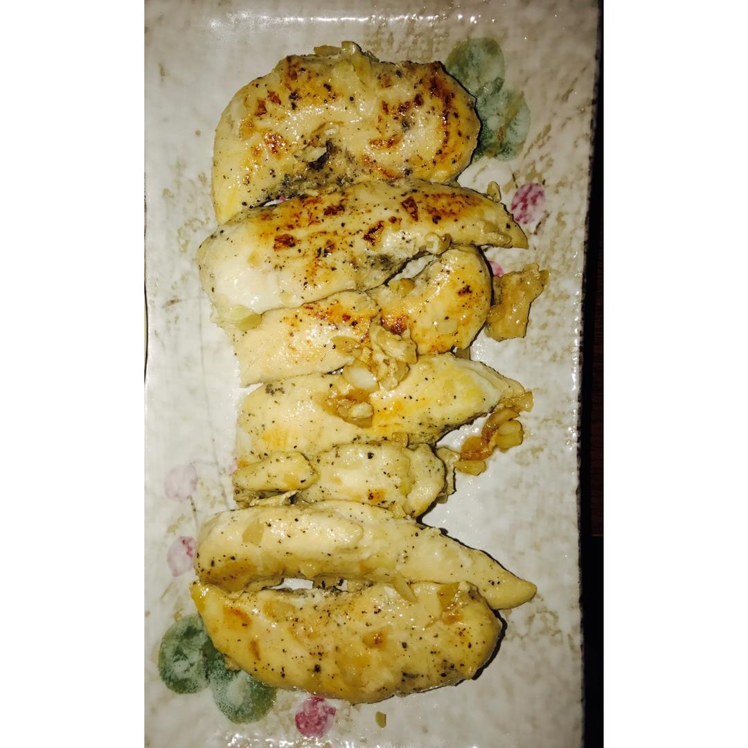 酷炫屌炸天好吃的煎鸡胸肉（香蒜蜂蜜煎鸡胸肉）