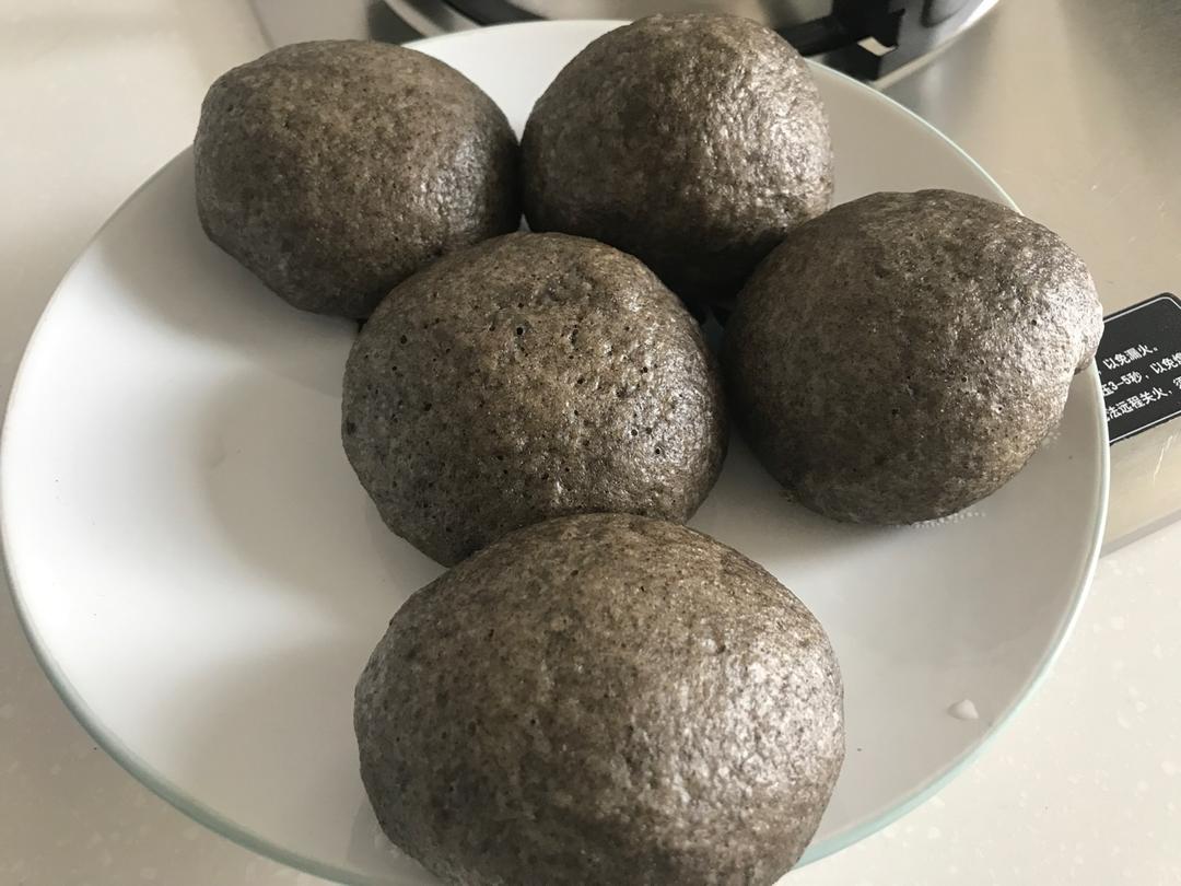奶香黑芝麻刀切馒头
