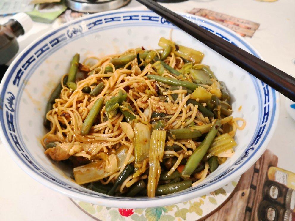豆角焖面