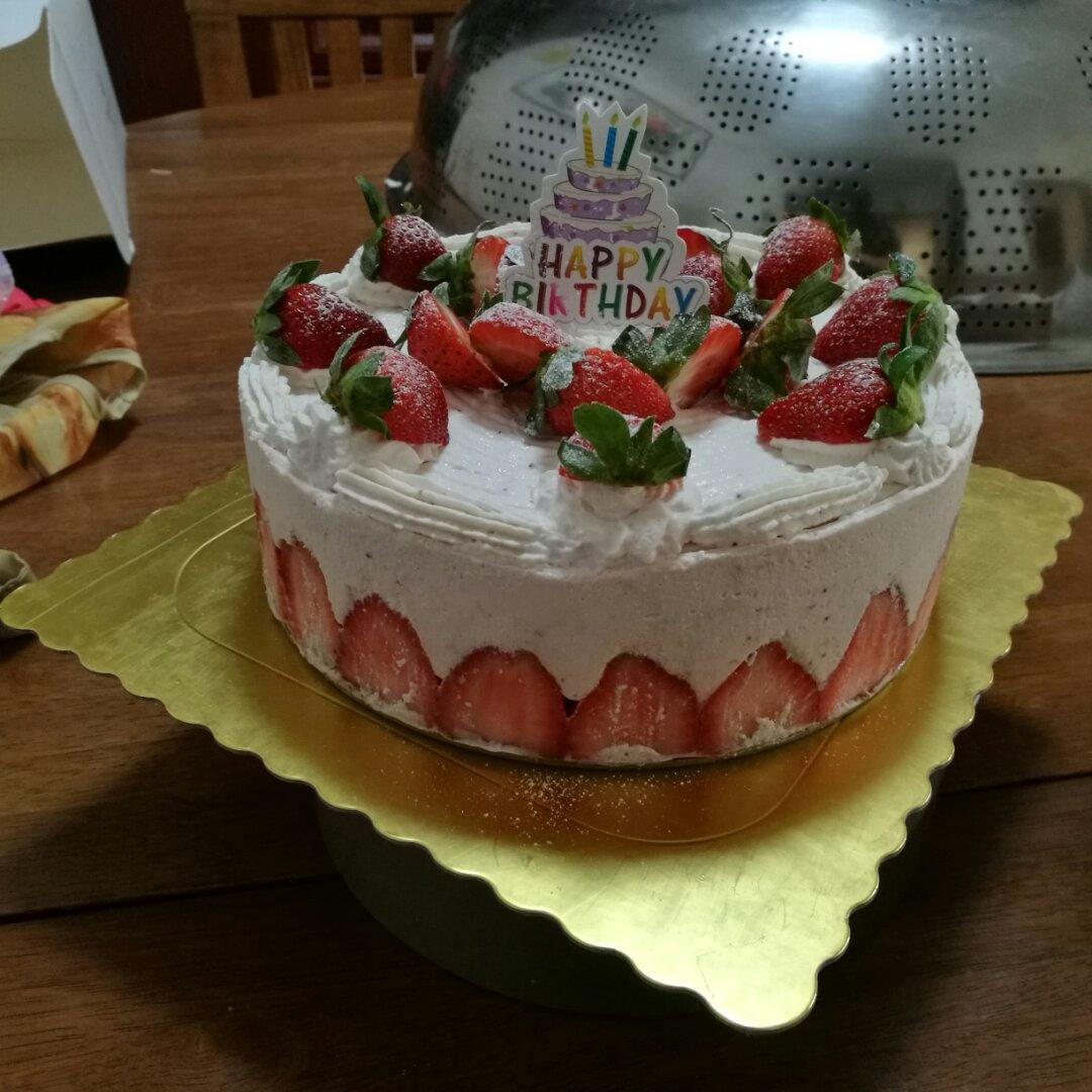 《Tinrry下午茶》教你做草莓芝士慕斯（6寸配方）