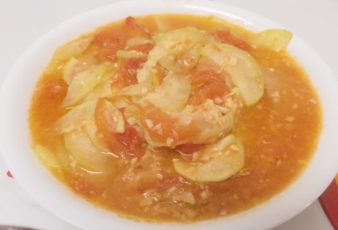 夏季家常：西红柿烧瓠子