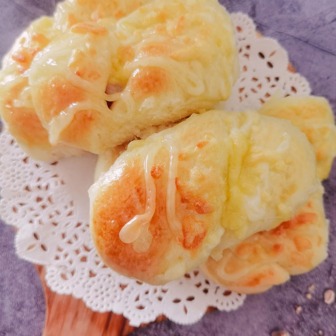 芝士小热狗面包