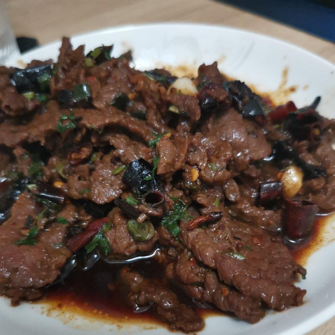 又香又嫩的小炒牛肉（巨好吃，手残党也能做）