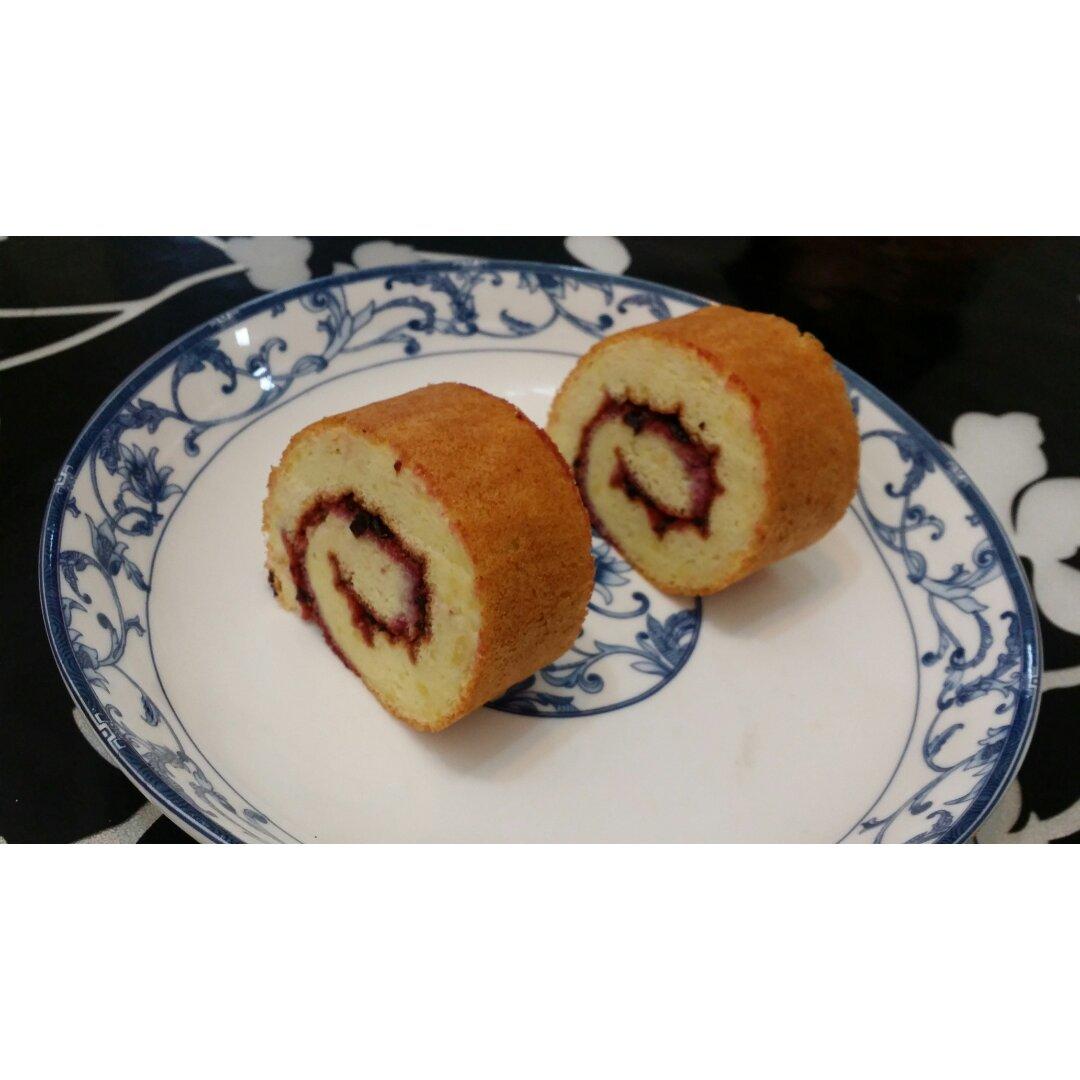 蓝莓戚风蛋糕卷