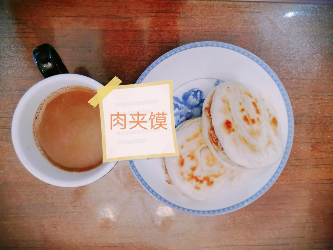 腊汁肉夹馍