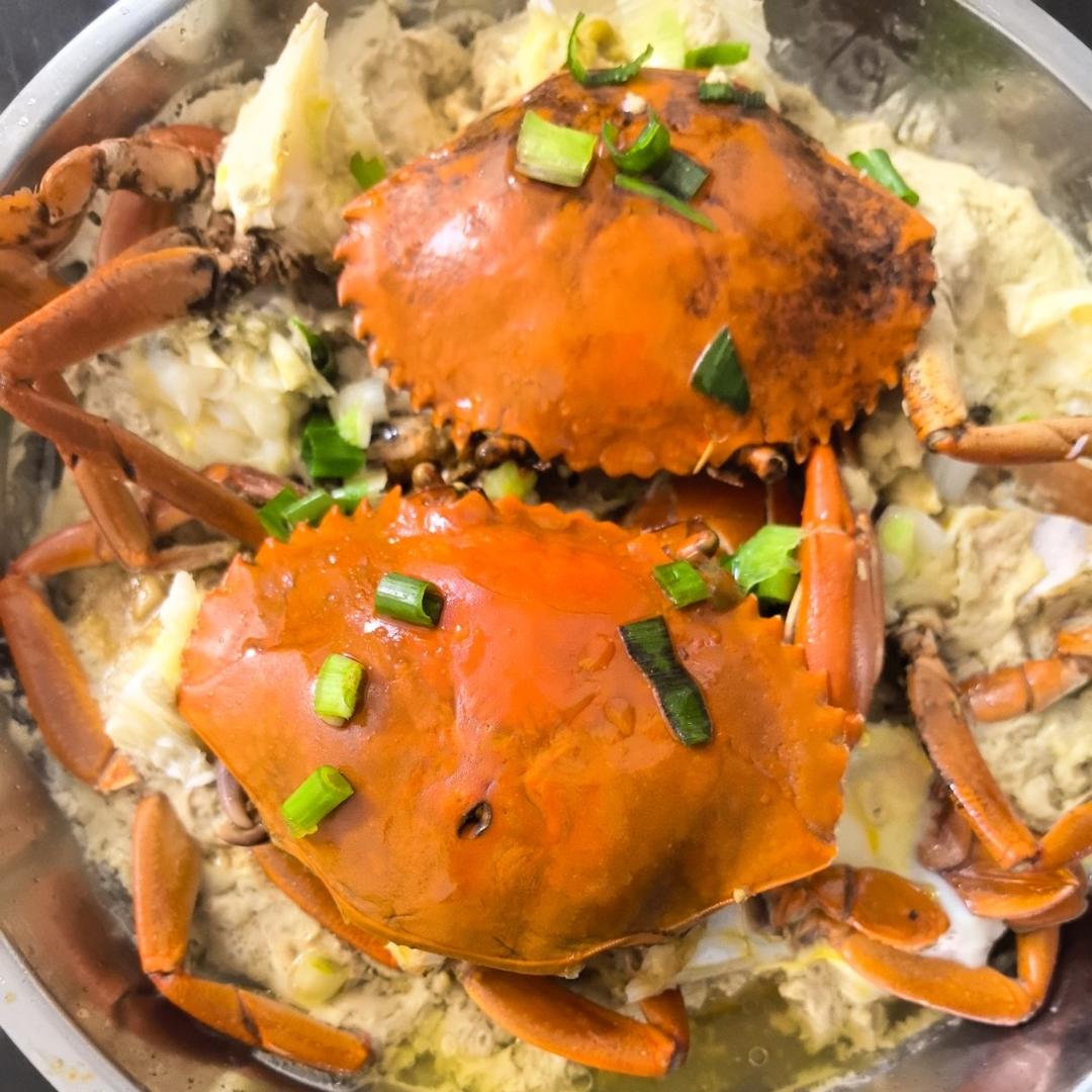 只有在酒店才能吃到的大菜，今天我来教大家如何在家就能轻松制作的肉饼蒸膏蟹 青蟹