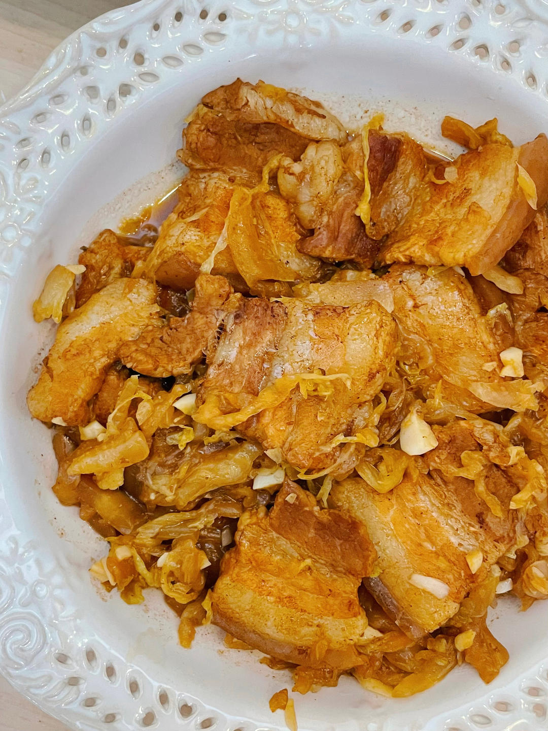 酸菜炖五花肉