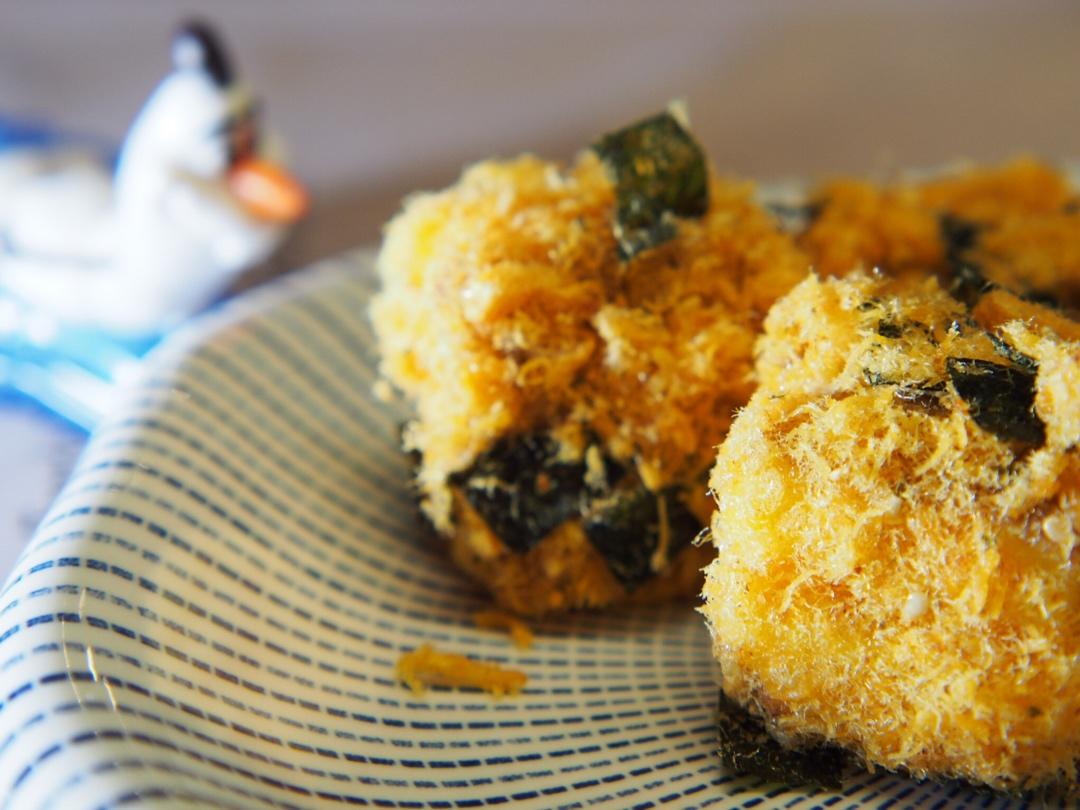 美味海苔肉松小贝