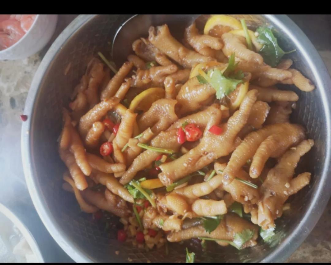酸辣鸡爪