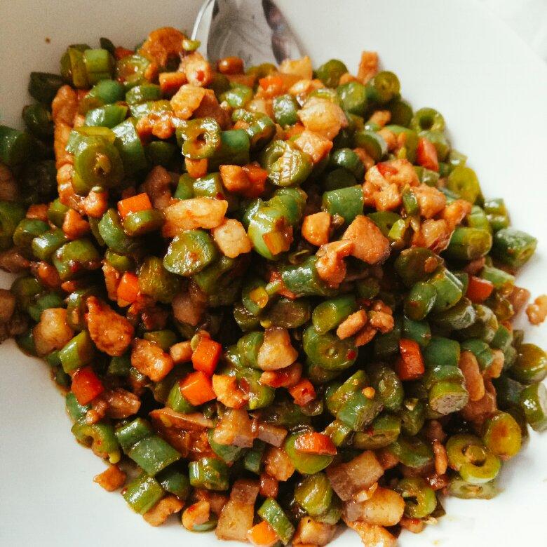 肉沫豆角下饭菜