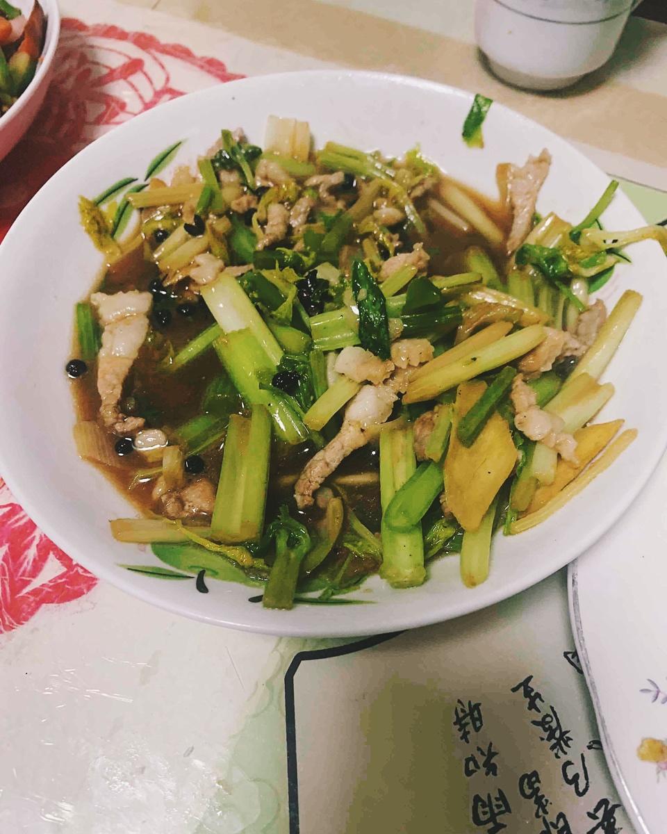 瑶柱炒芹菜